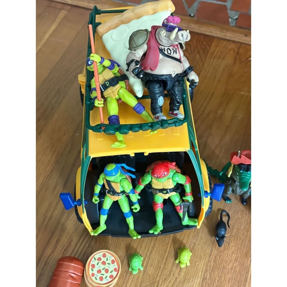 TMNT Teenage Mutant Ninja Turtles Action Figure Lot 2 Pizza Vans Bebop Splinter